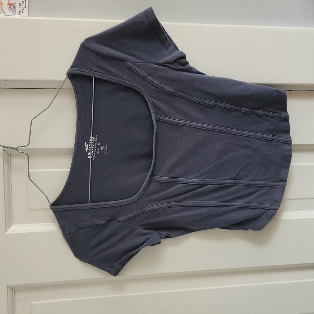 Hollister baby tee